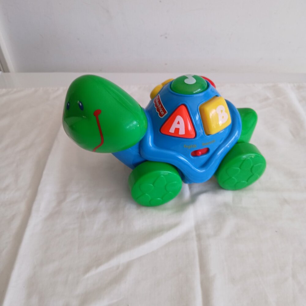 Fisher Price Laugh & Learn Roll Along Turtle. Musical. Learning Toy.